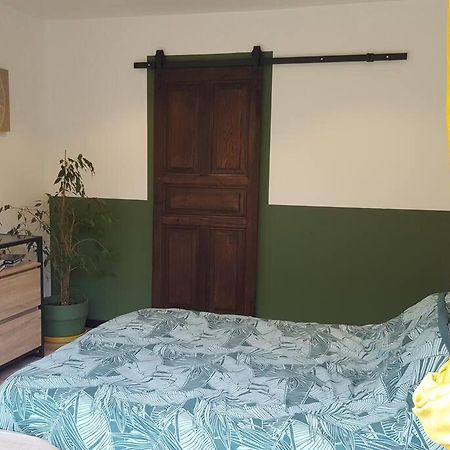 Gravieres Appartement 2 Pieces מראה חיצוני תמונה
