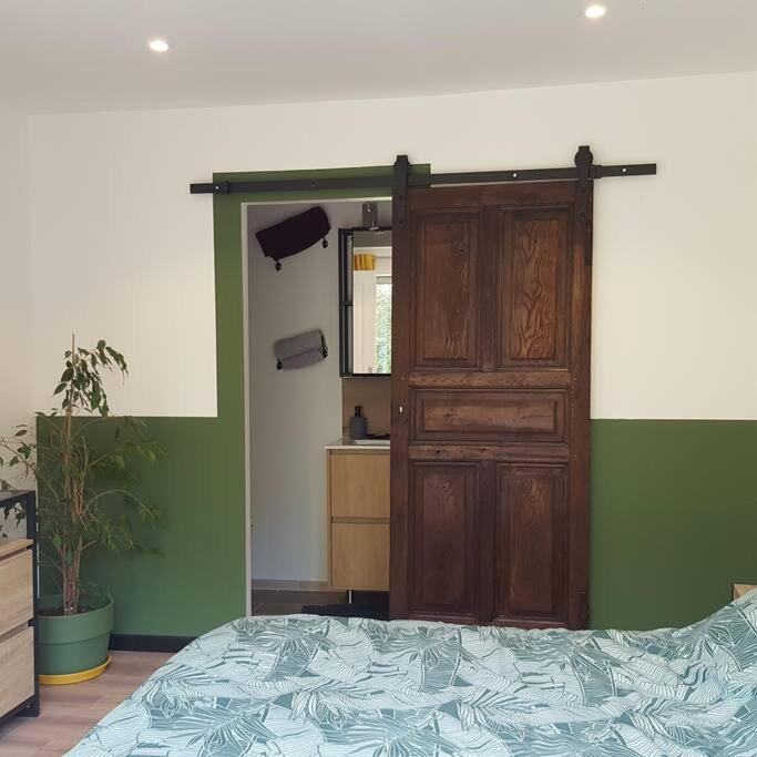 Gravieres Appartement 2 Pieces מראה חיצוני תמונה