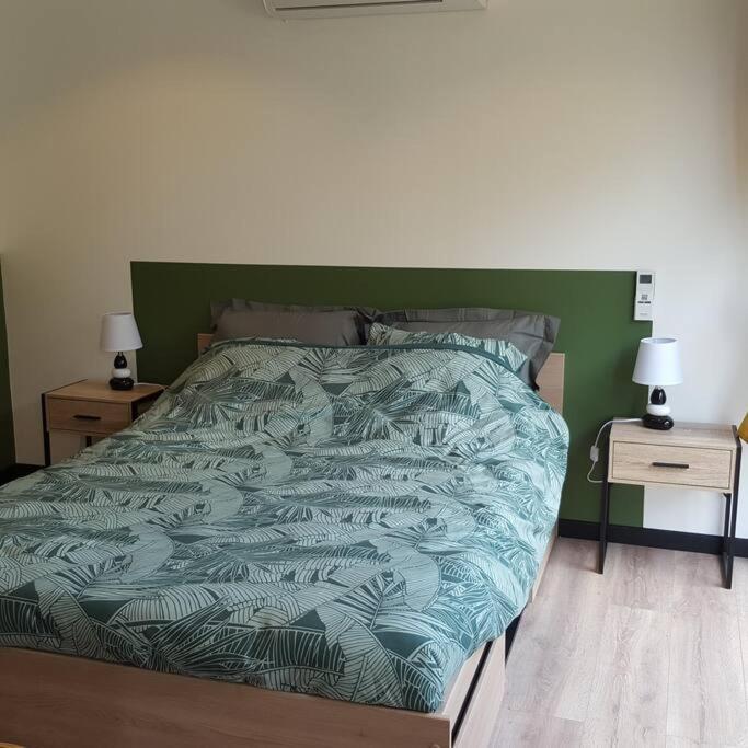Gravieres Appartement 2 Pieces מראה חיצוני תמונה